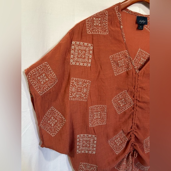 Daytrip - Rust/Terracotta Boho Geometric Blouse - Picture 6 of 12